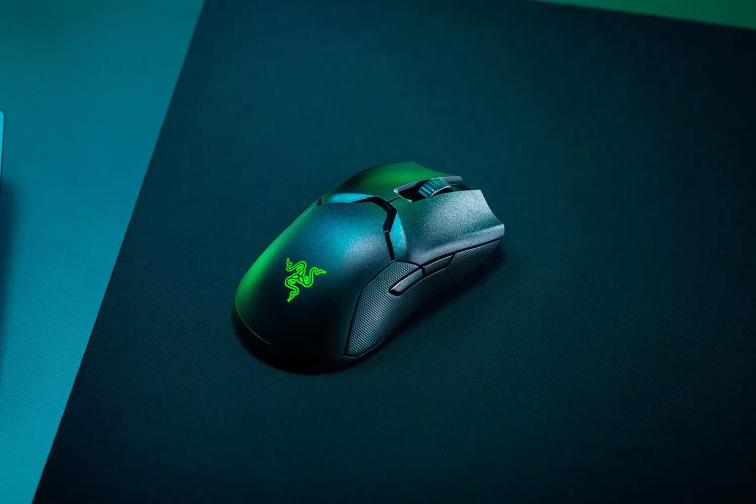 Razer Viper Ultimate RGB Gaming Mouse-gallery-6