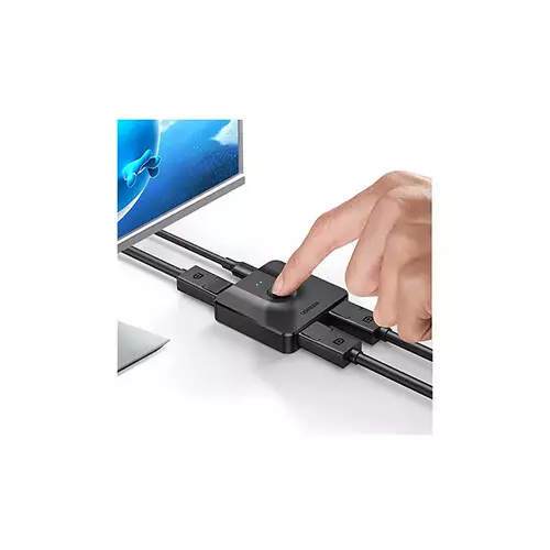 Ugreen CM430 DisplayPort Female to Female Switch-gallery-2