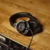 Audio technica ATH-M40x Professional Studio Monitor Headphone-gallery-3